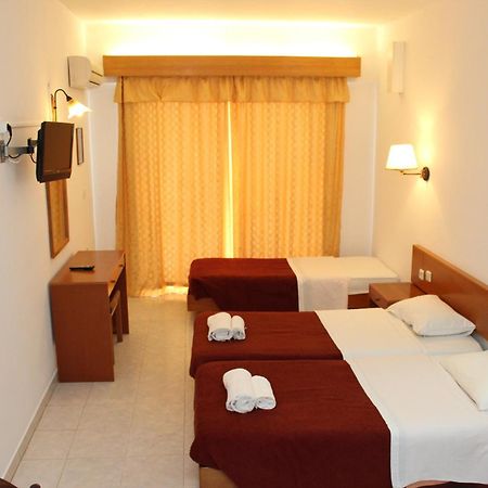 פליראקי Elarin Studios & Apartments מראה חיצוני תמונה