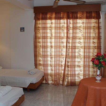 פליראקי Elarin Studios & Apartments מראה חיצוני תמונה