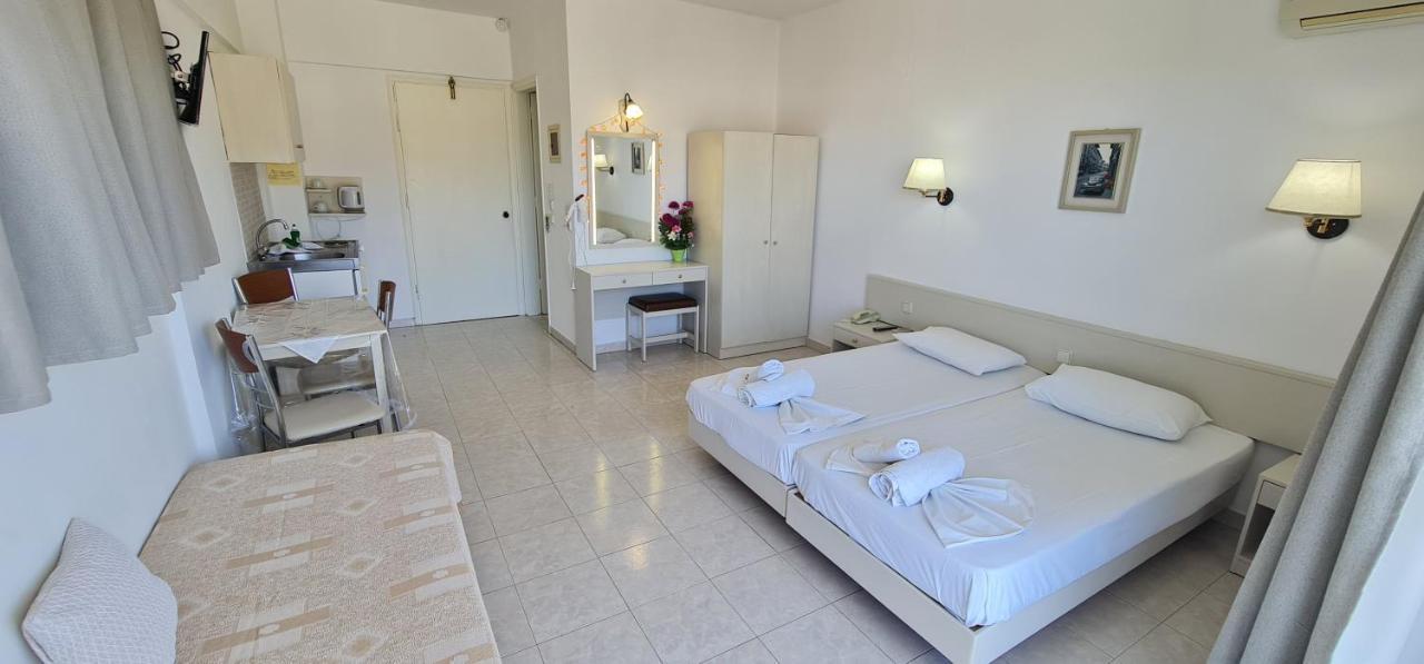 פליראקי Elarin Studios & Apartments מראה חיצוני תמונה