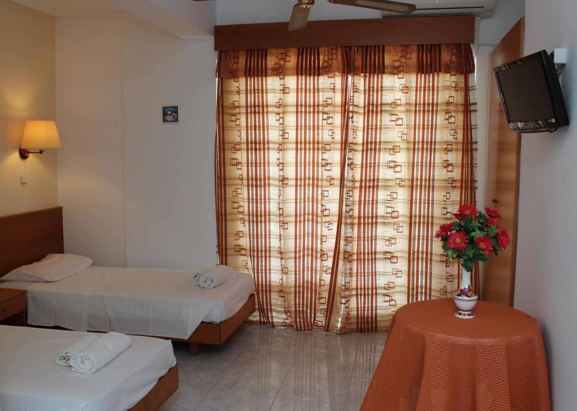 פליראקי Elarin Studios & Apartments מראה חיצוני תמונה